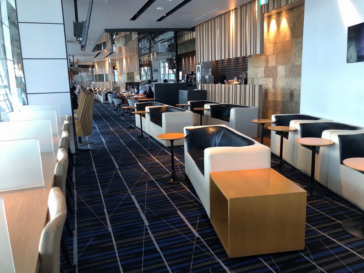 関西空港 KIXエアサイドラウンジ