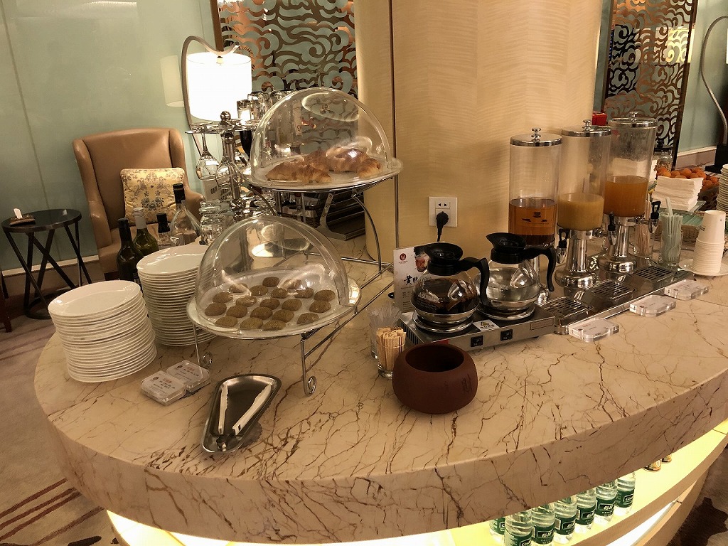 深セン空港国内線 深セン航空ラウンジ 飲食物